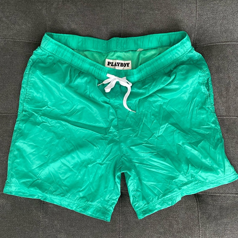 Men’s Playboy 6 inch short